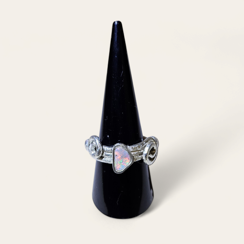 Anello con Opale
