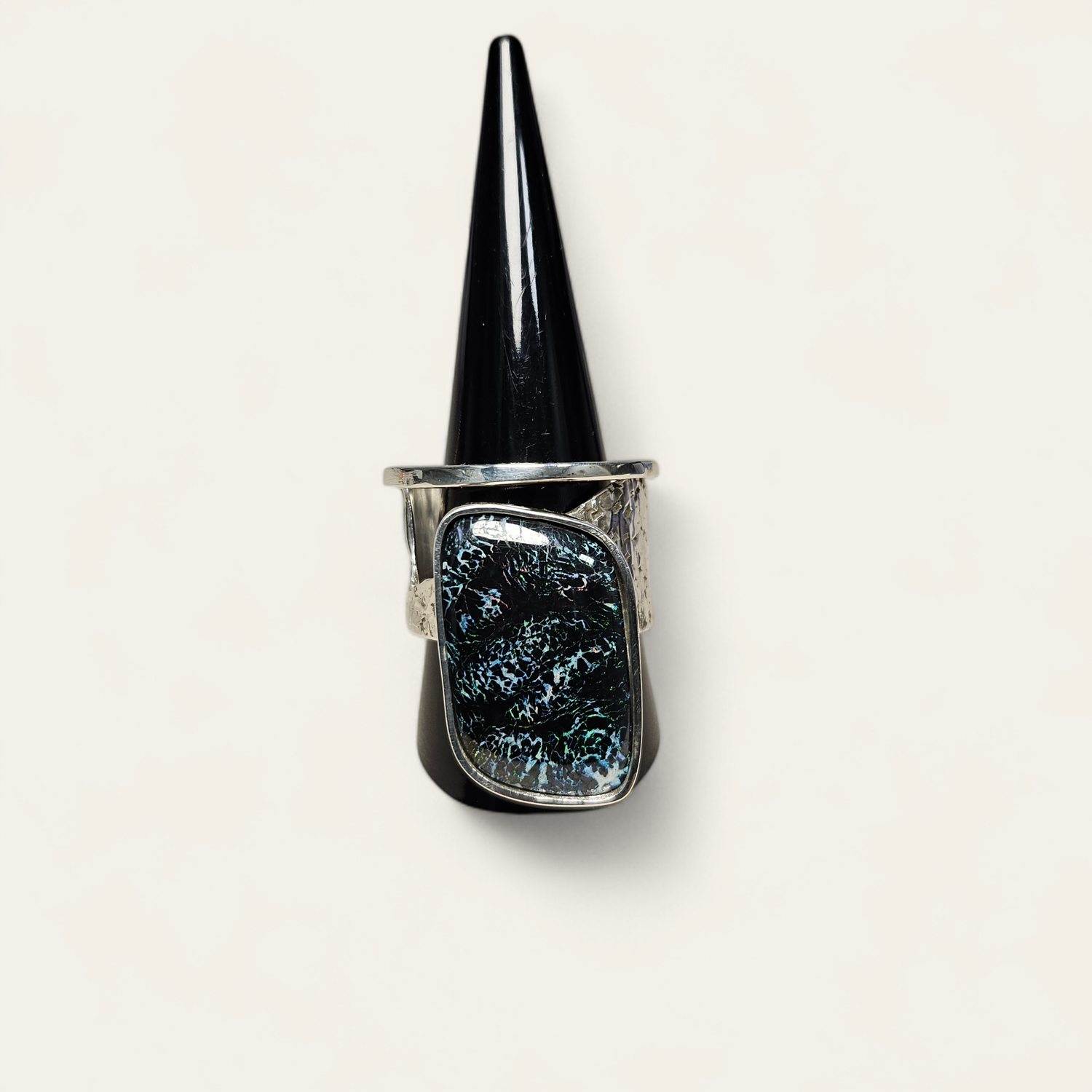 Anello con Opale