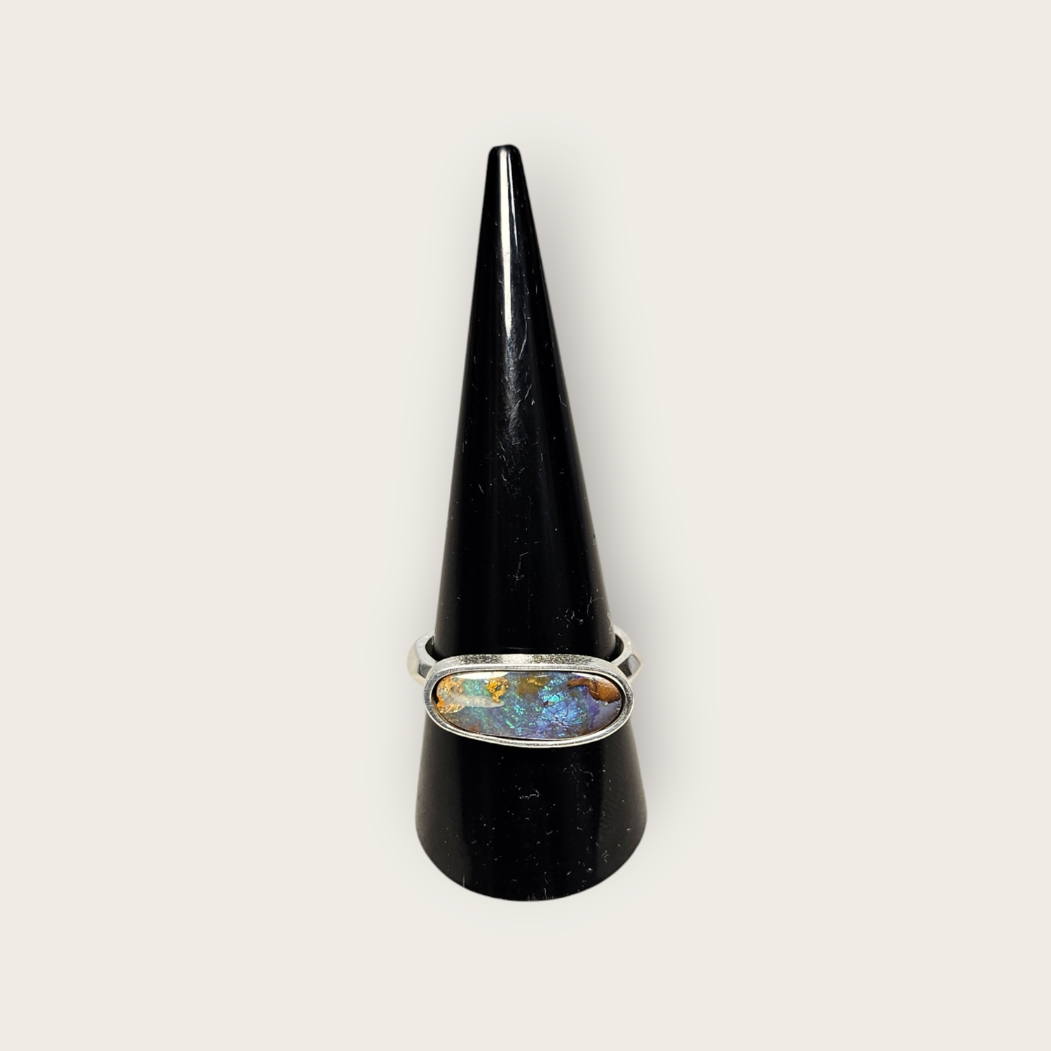Anello con Opale