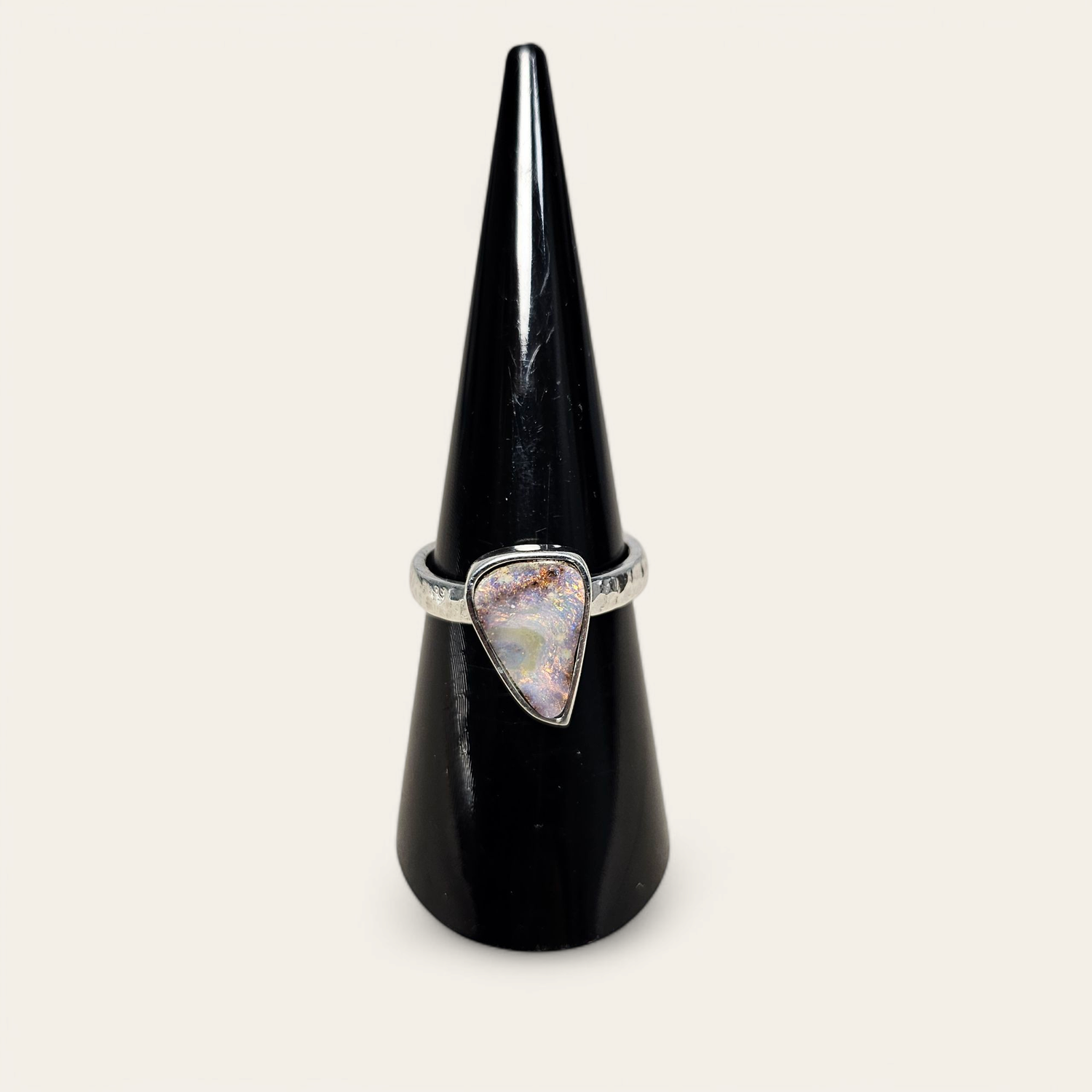 Anello con Opale