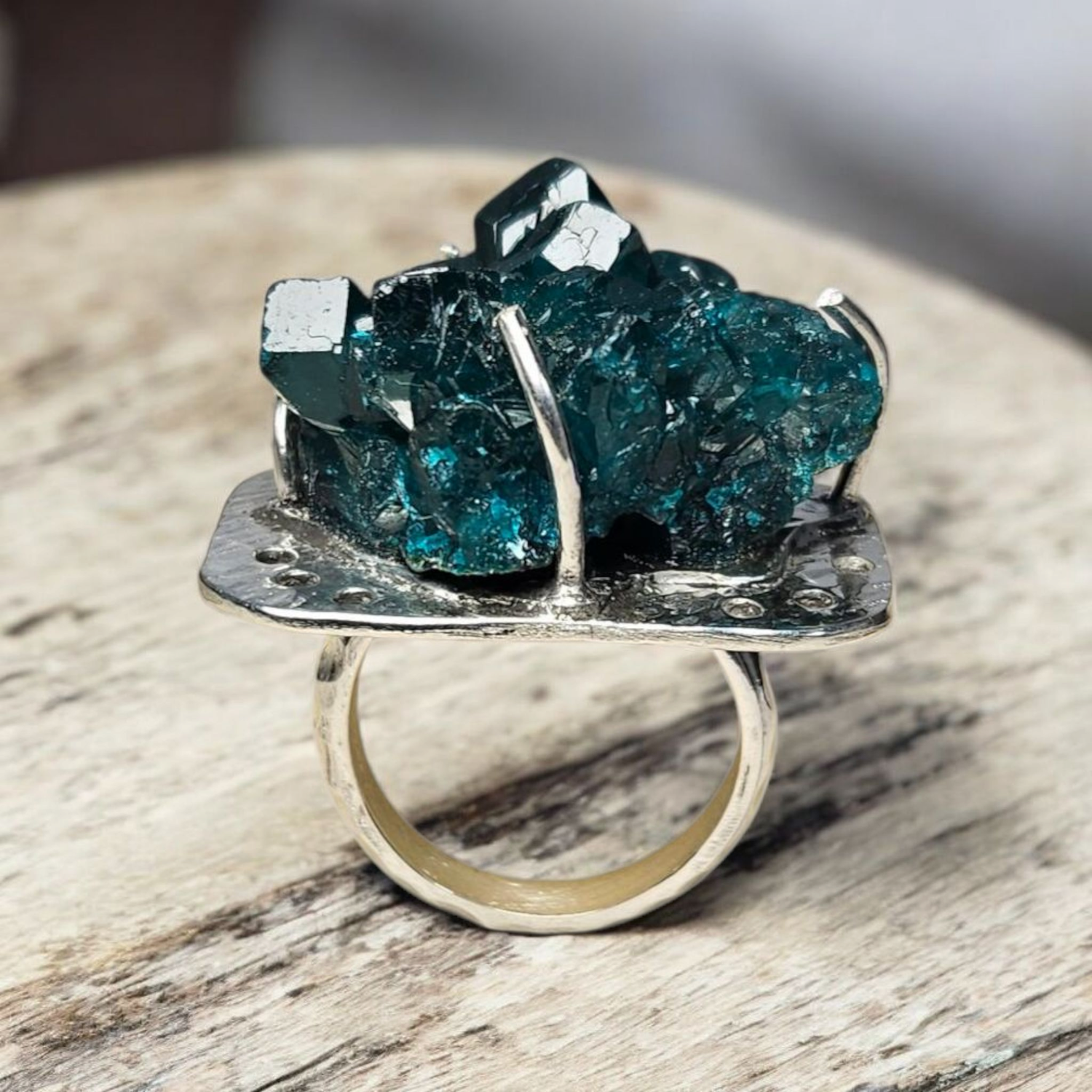 Anello con Dioptasio