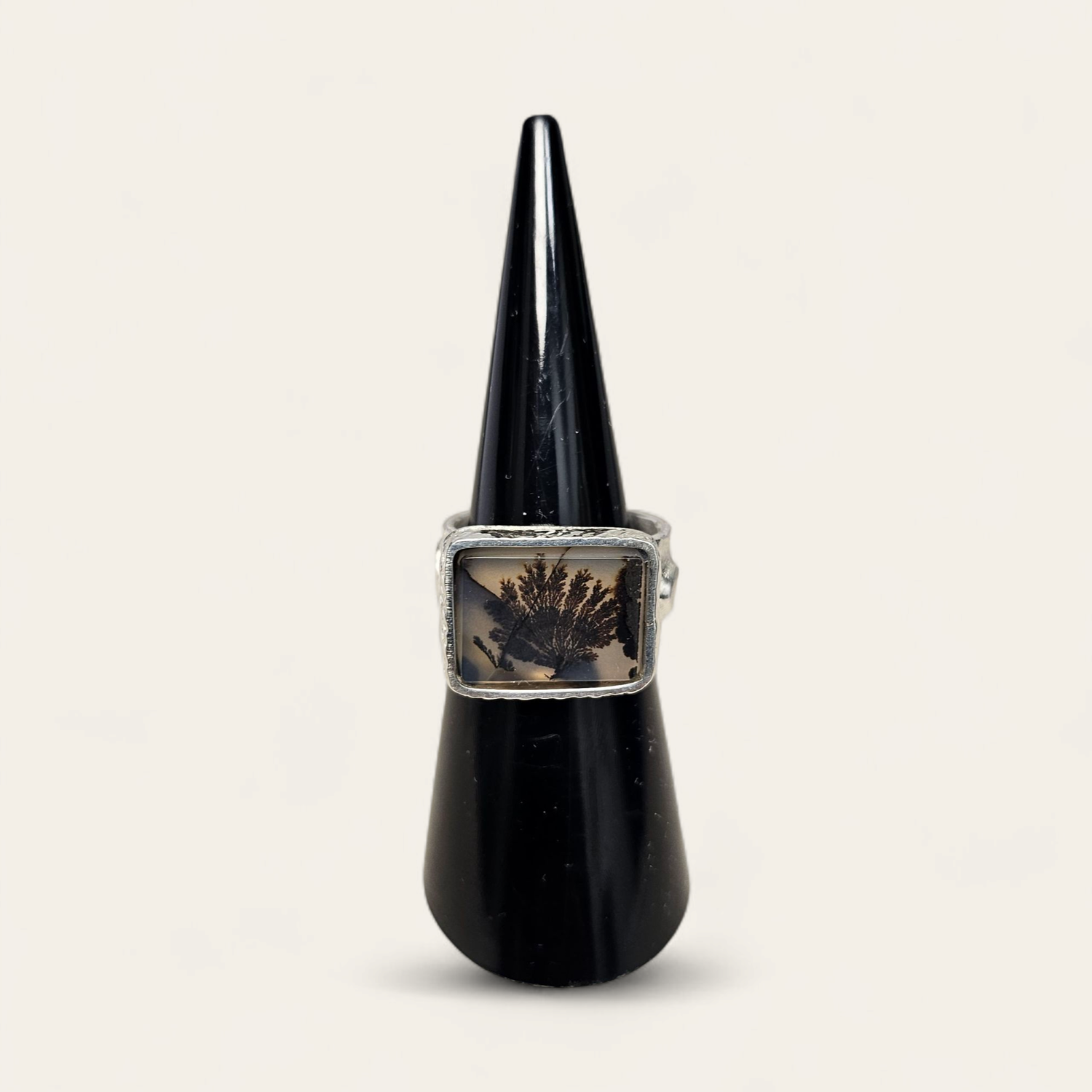 Anello con Agata Dentrica