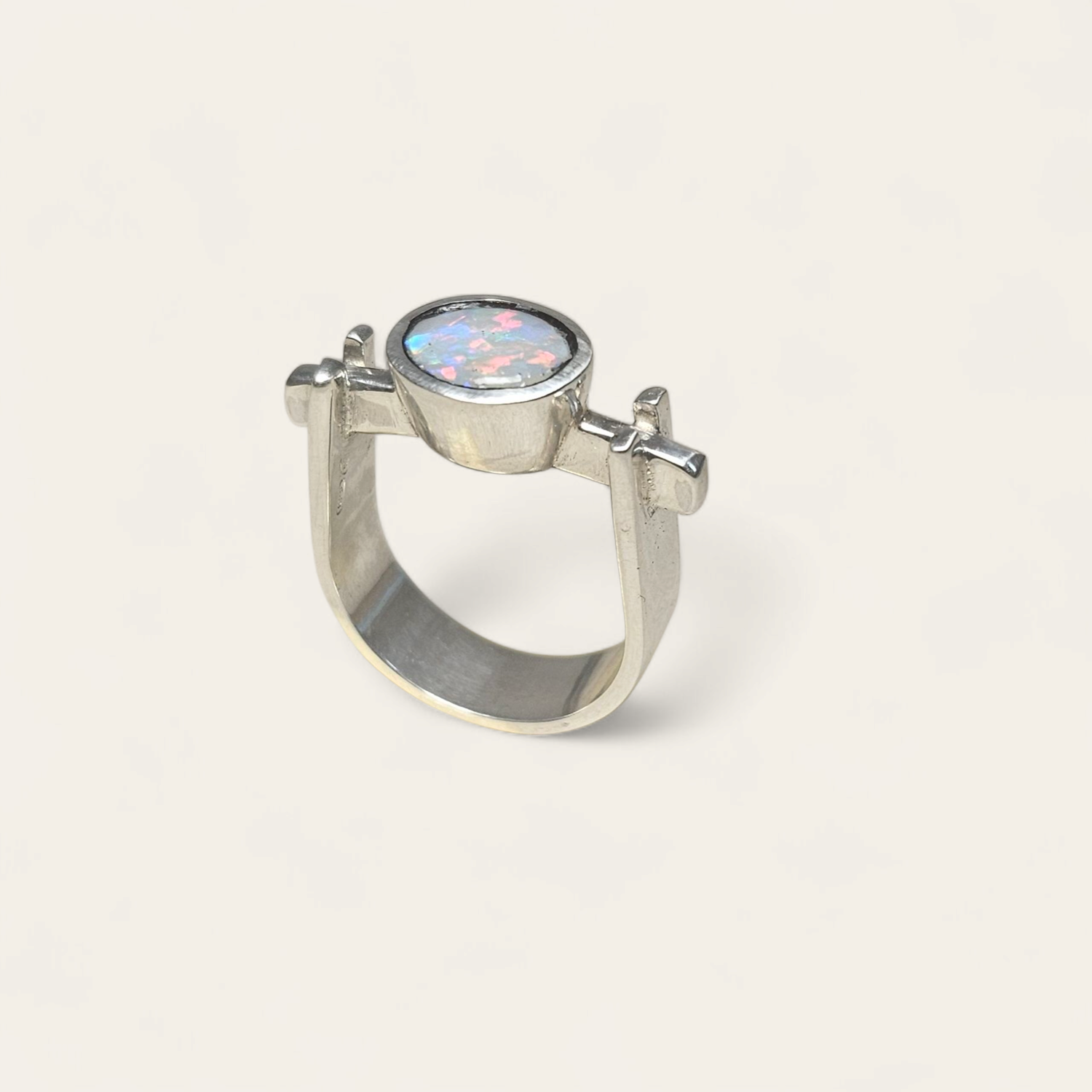 Anello con Opale