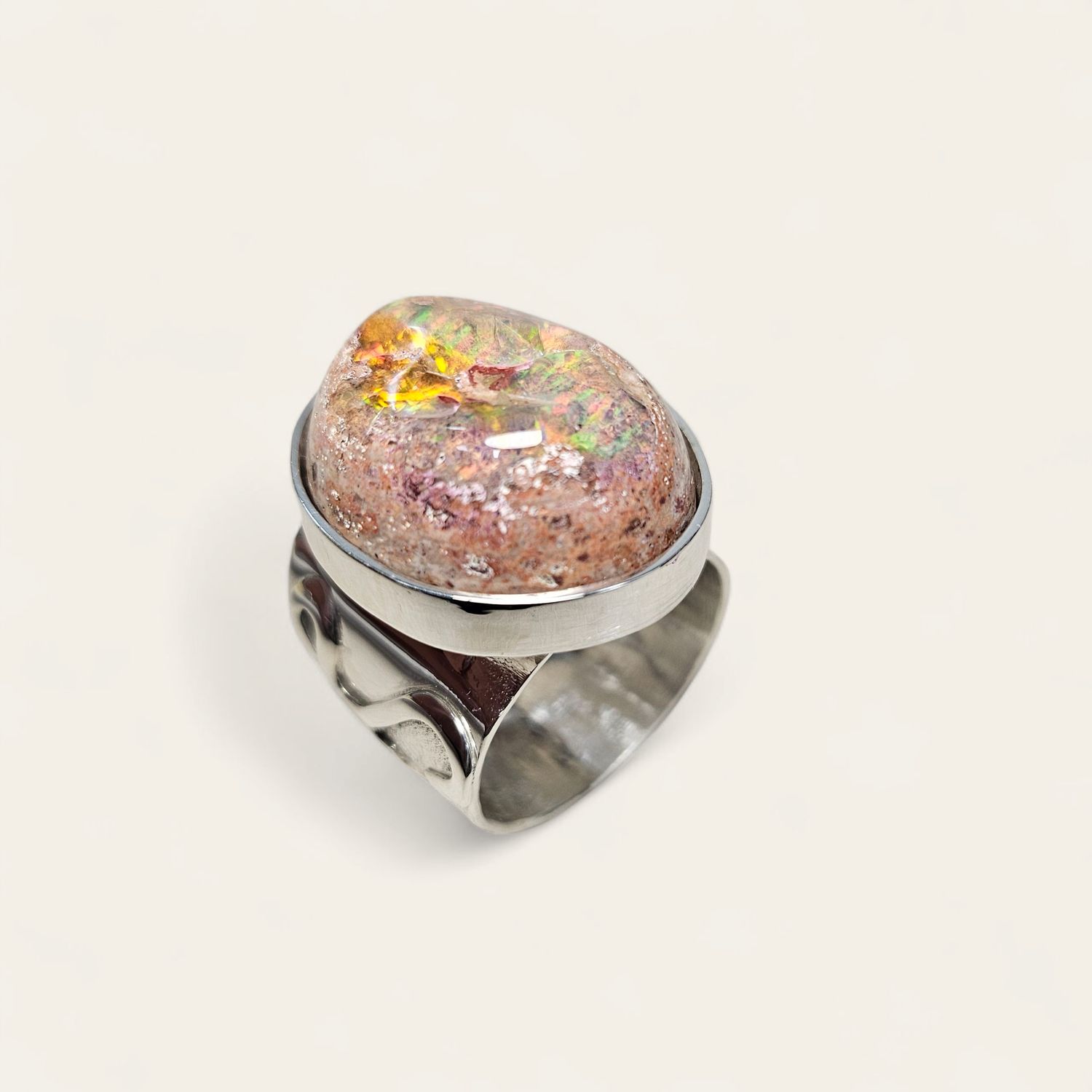 Anello con Opale
