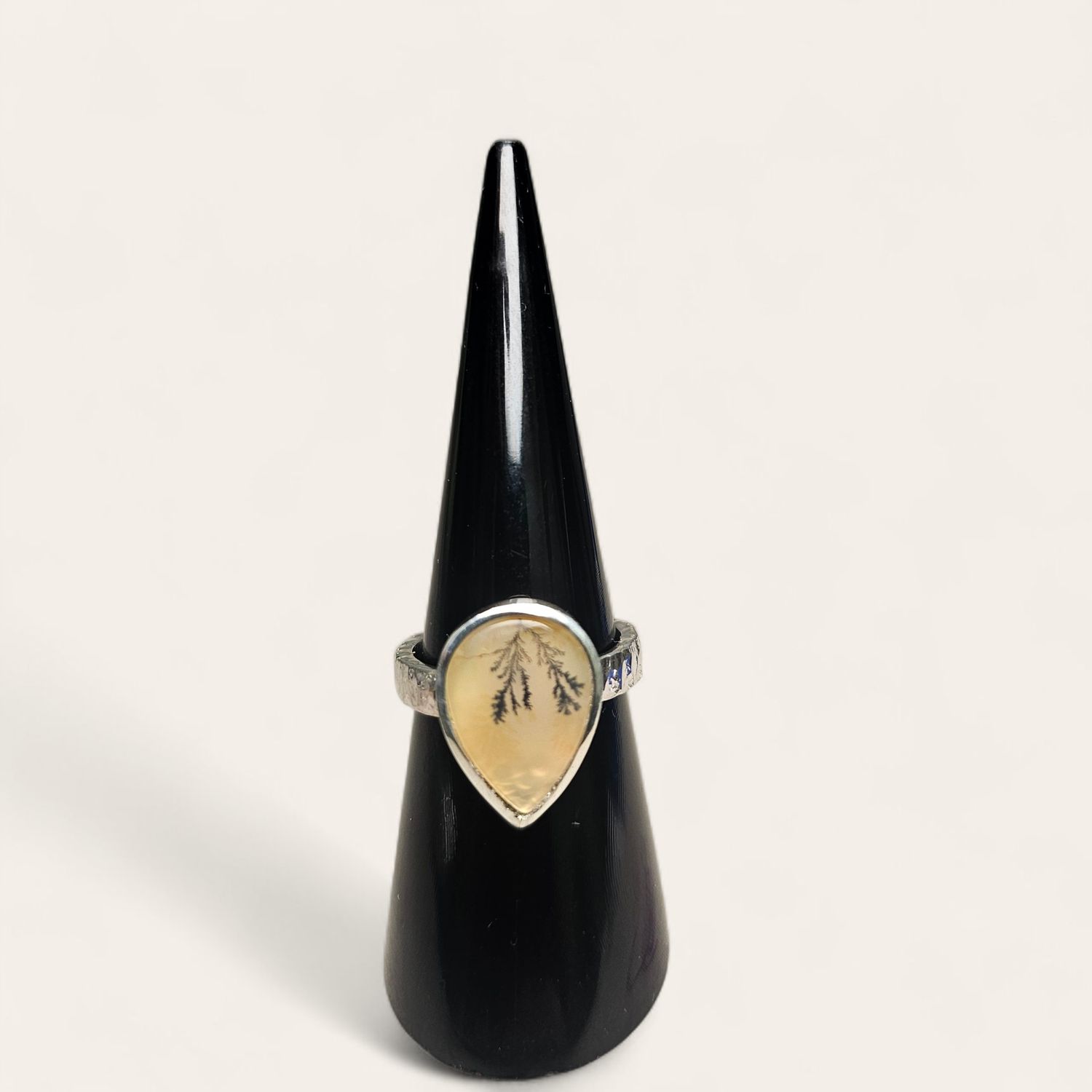 Anello con Agata Dentrica