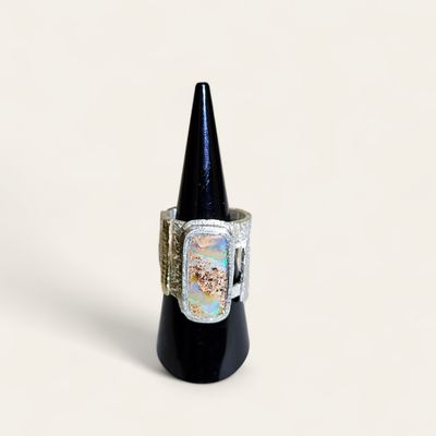 Anello con Opale