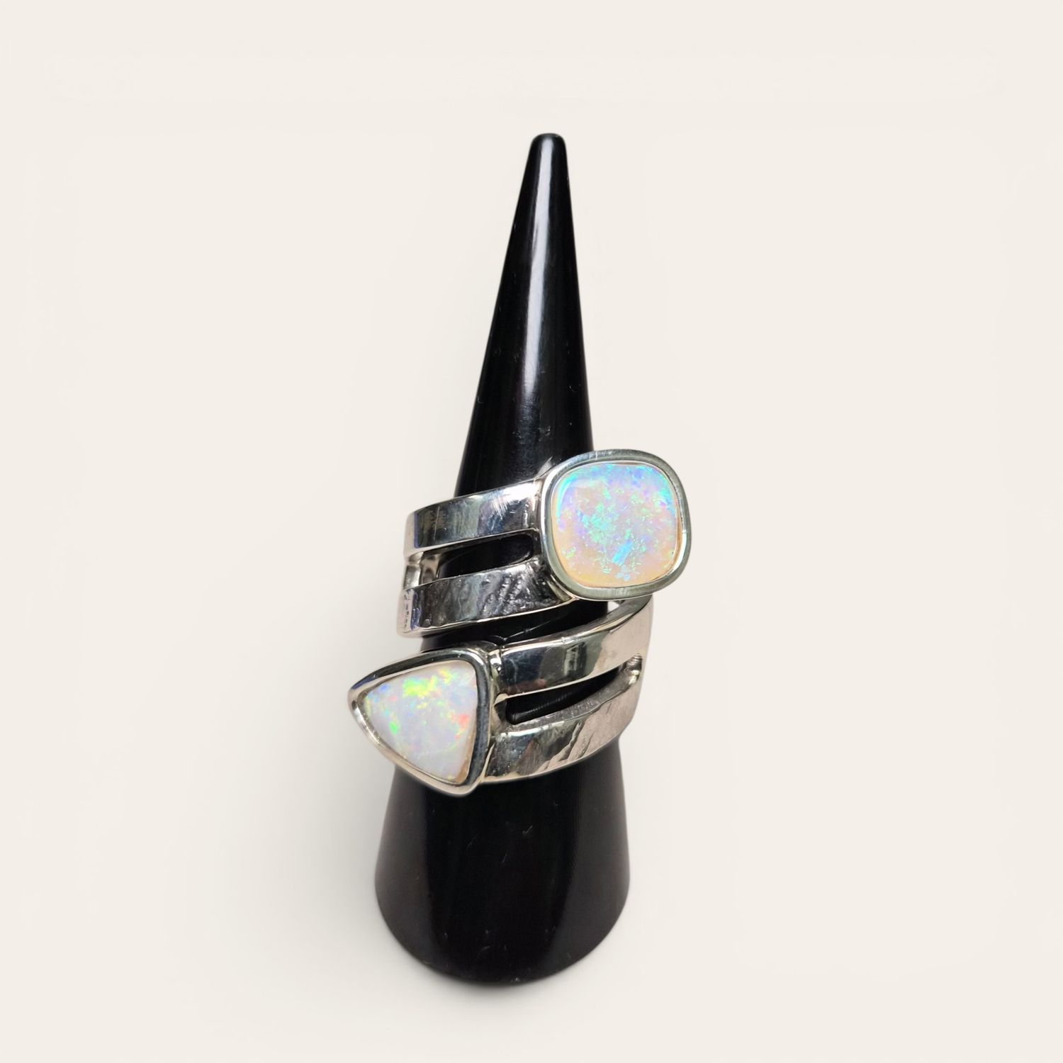 Anello con Opale