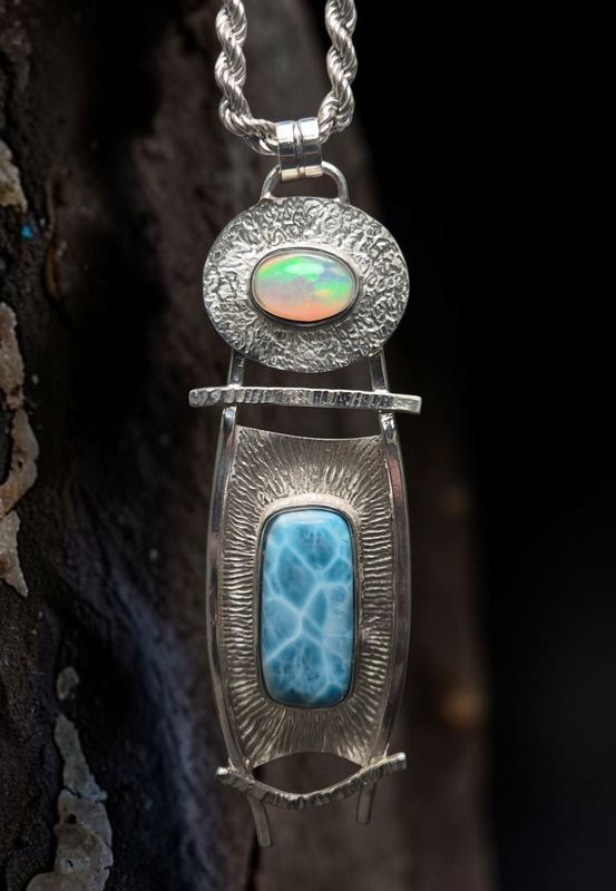 Ciondolo con Larimar e Opale