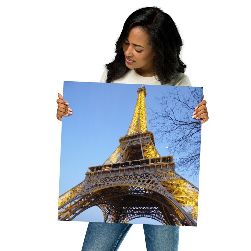 Shields Era presents Eiffel (18"x18")