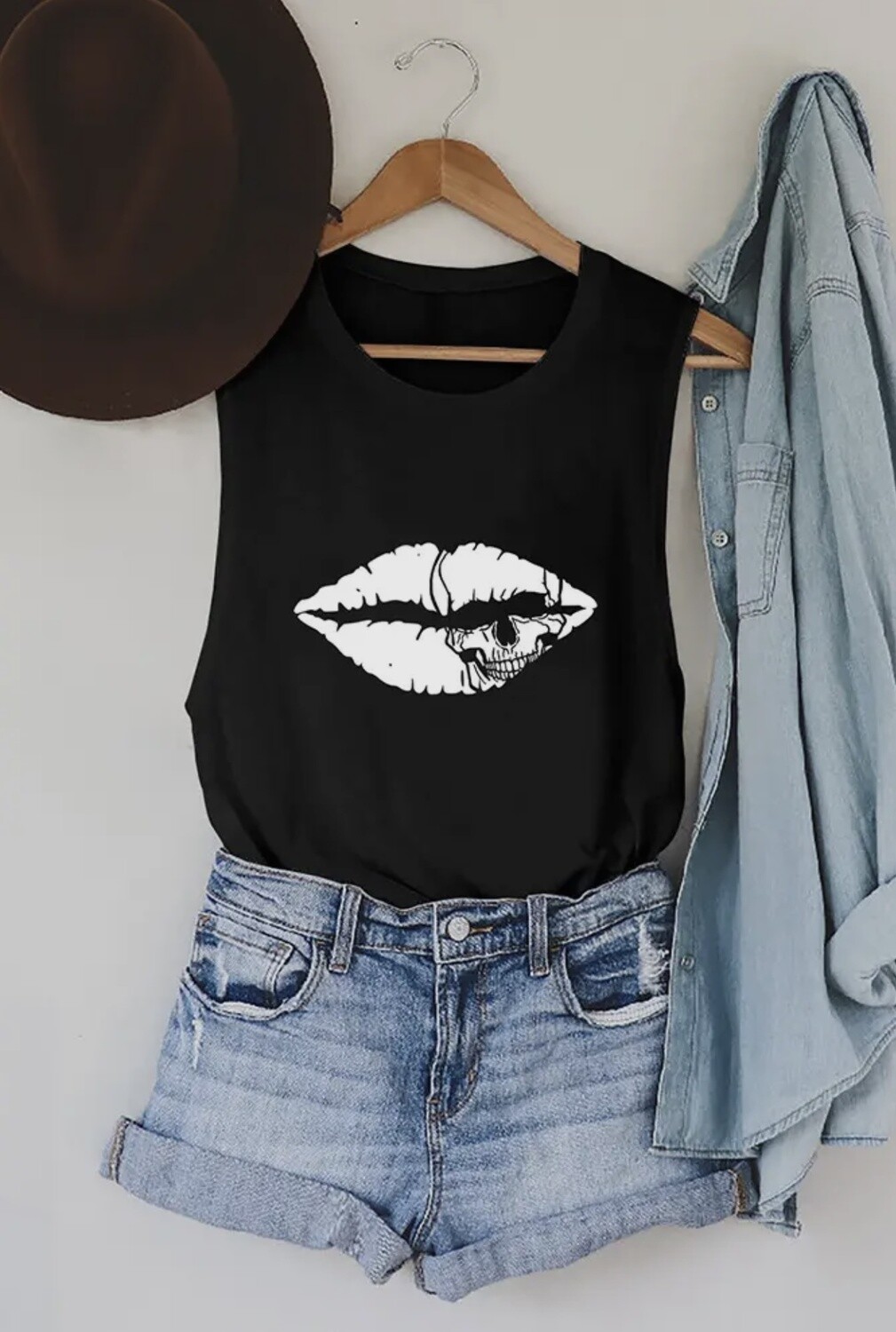 LIP/SKULLL TEE
