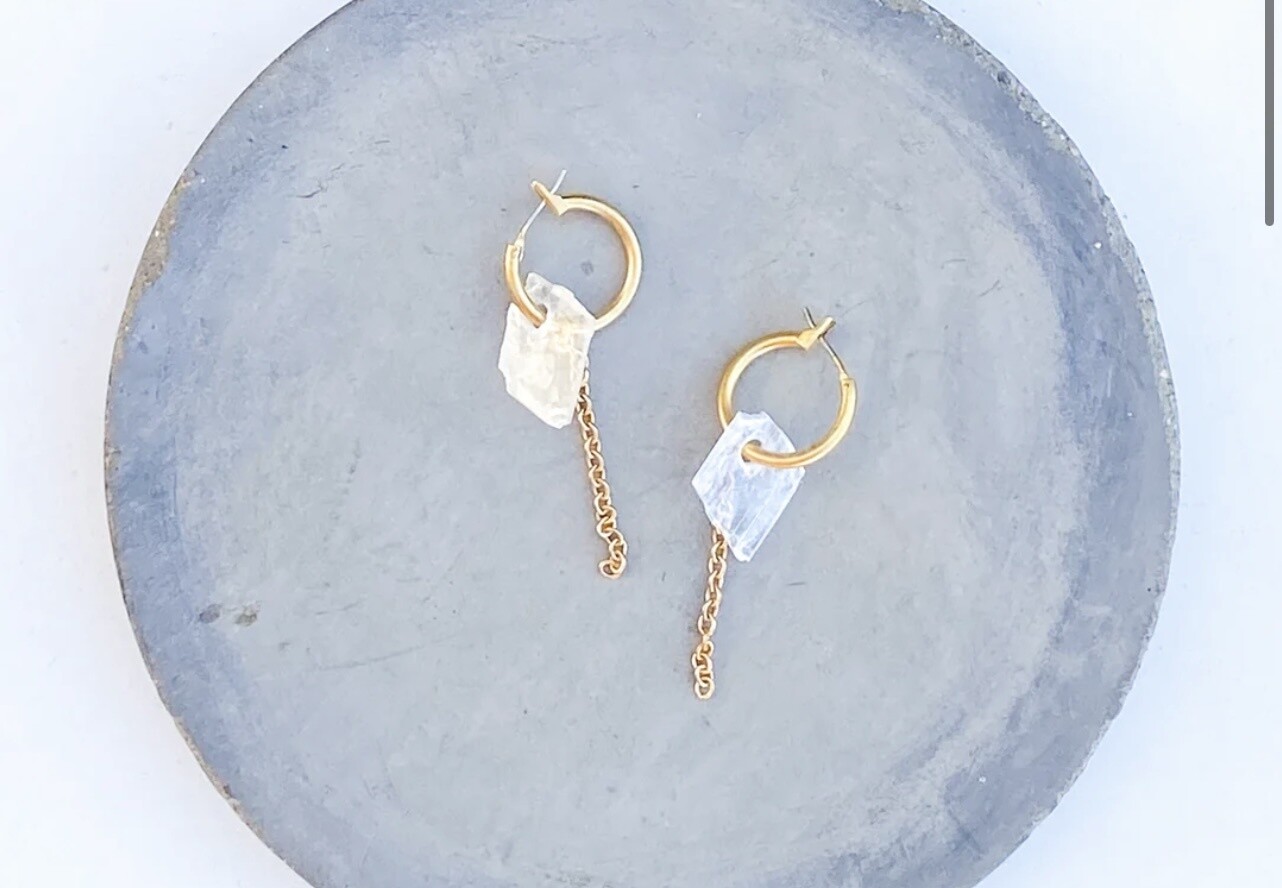 CLARITY HOOPS