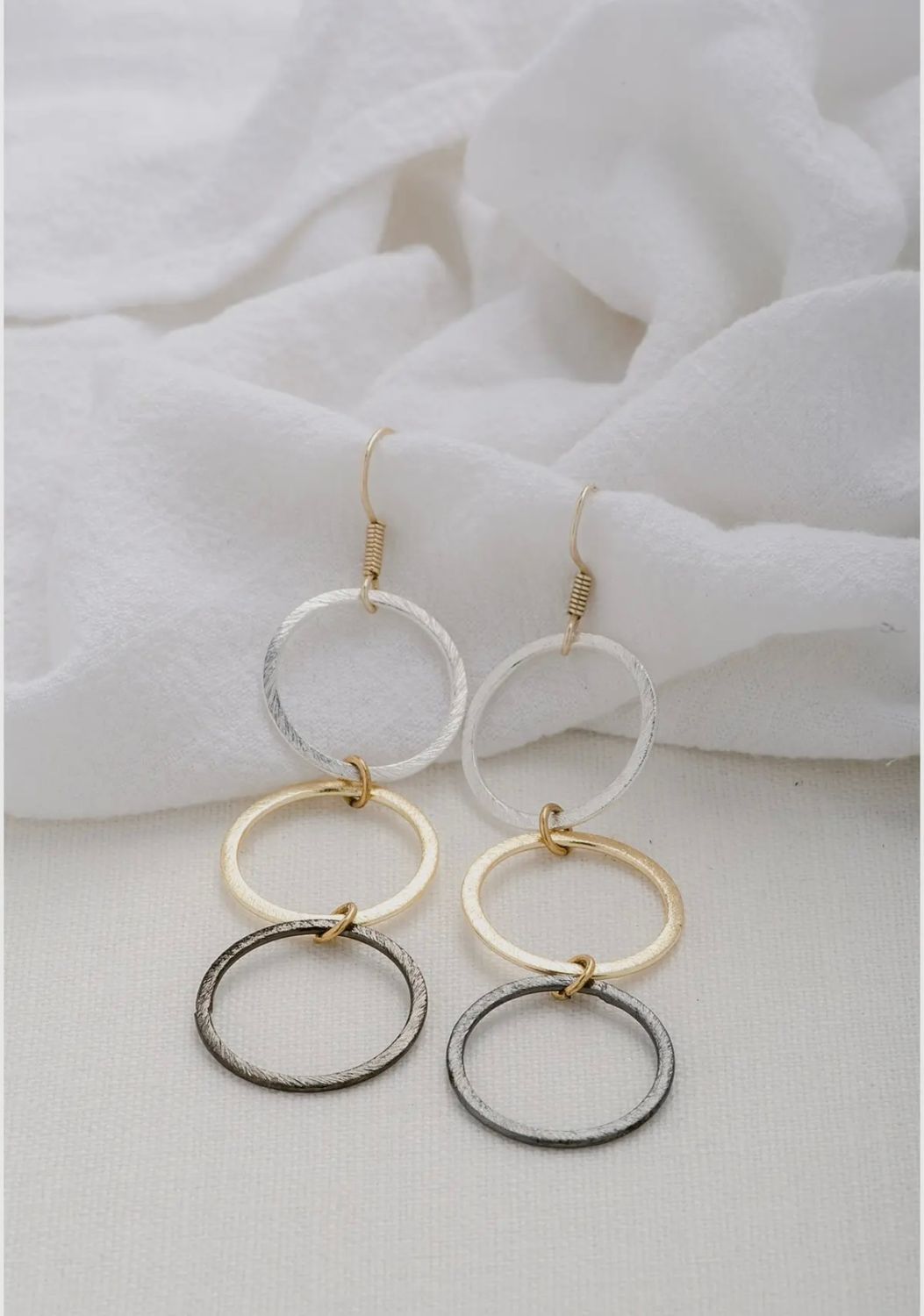 TRIPLE PLAY EARRINGS CLASSIC