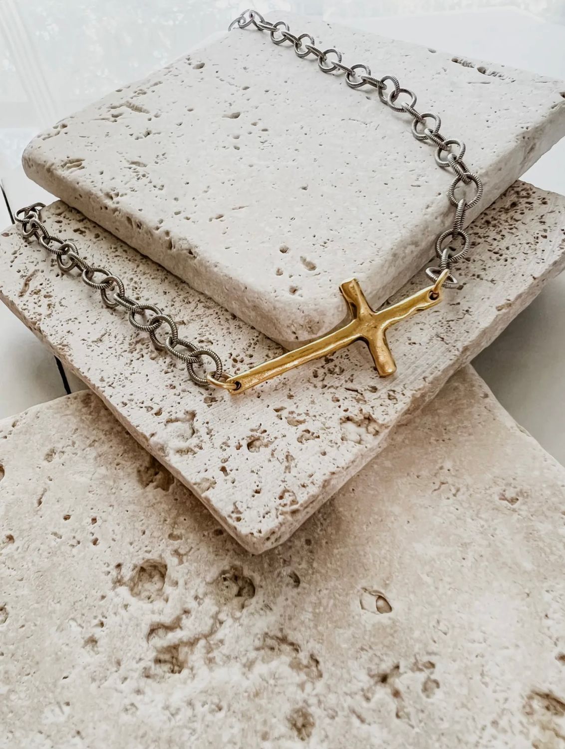BELIEVE NECKLACE
