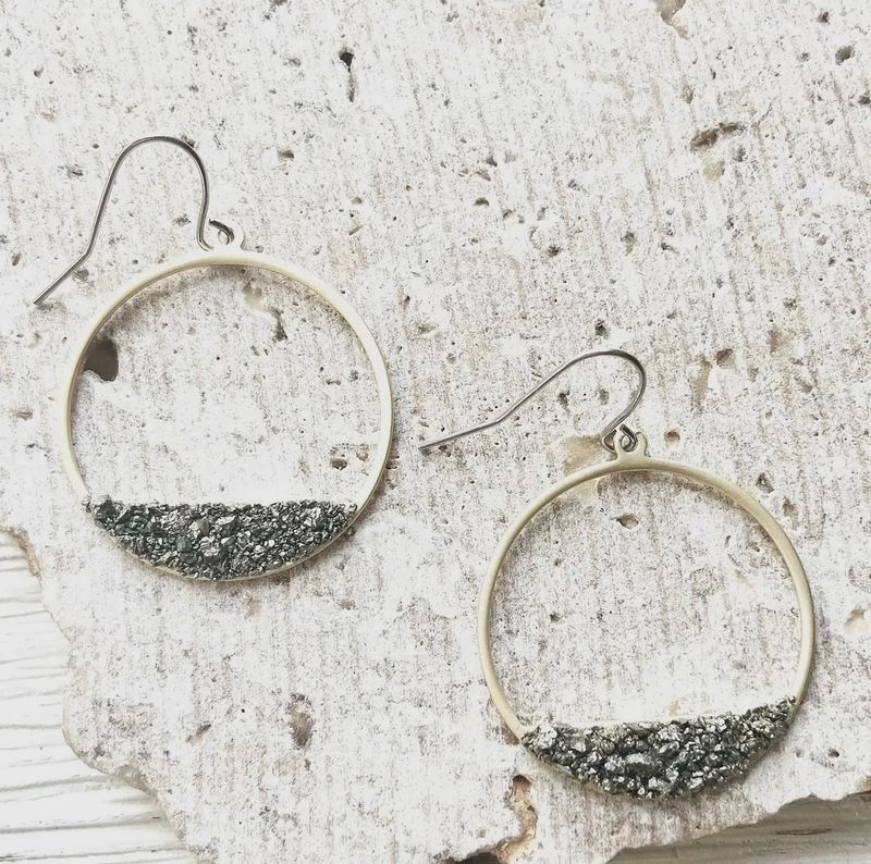OCEAN CRUSHED ABALONE SHELL MATTE EARRINGS