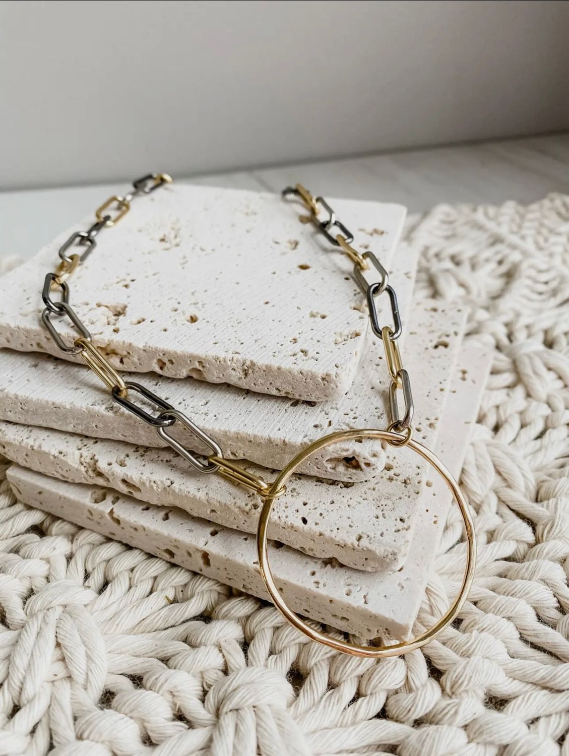 REVOLUTION NECKLACE