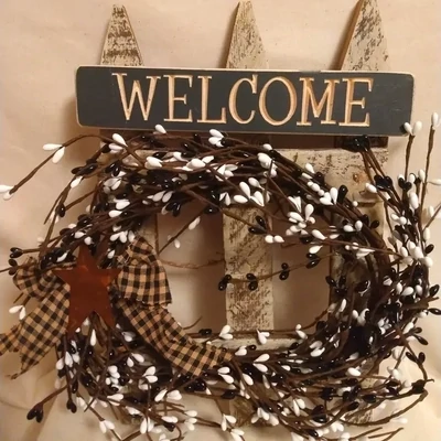 Hanging Country Style Welcome Lath fence