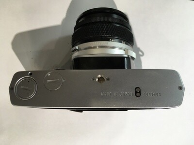 Olympus OM-2n MD with 50mm f1.8 lens