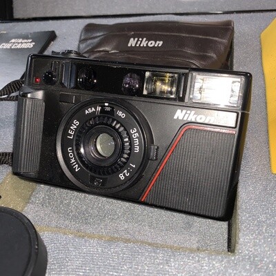 Nikon L35AF 35mm Film Compact Outfit - rare