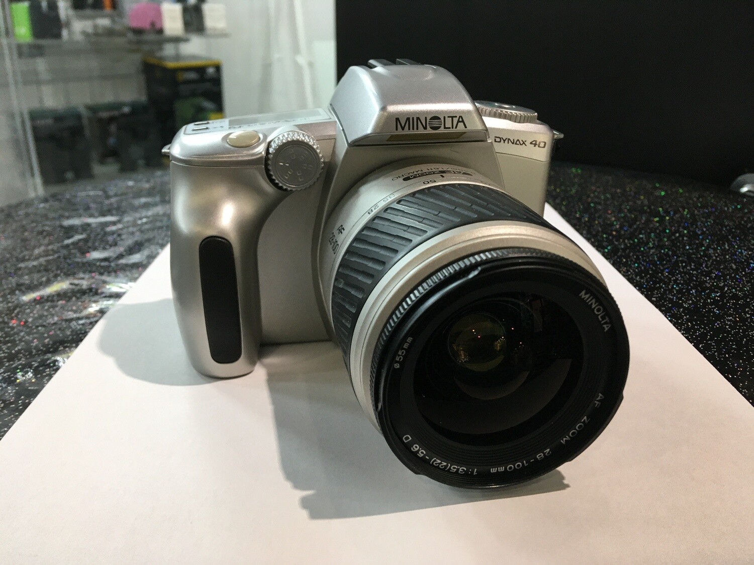 Minolta Dynax 40 35mm SLR Camera