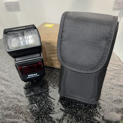 Nikon SB-600 Flashgun, new, boxed