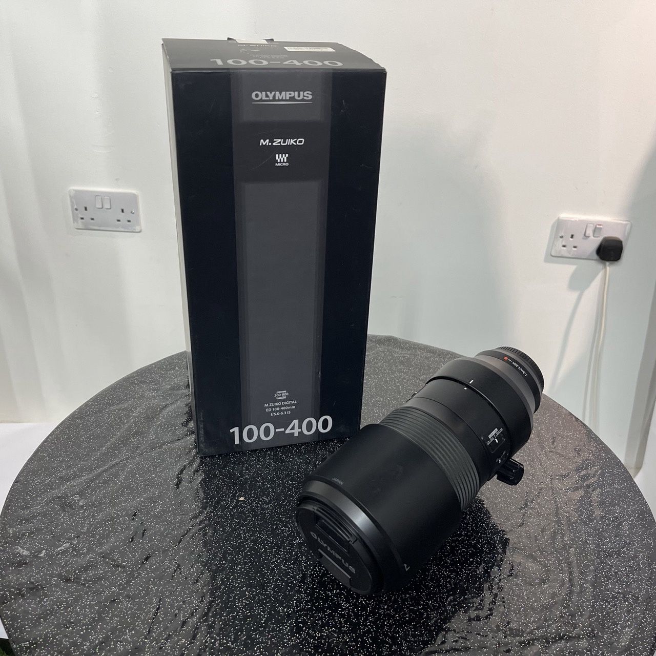 USED Olympus / OM System M.Zuiko ED 100-400mm f5-6.3 IS, Boxed