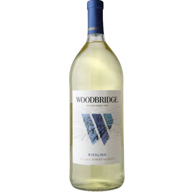WOODBRIDGE RIESLING 1.5L