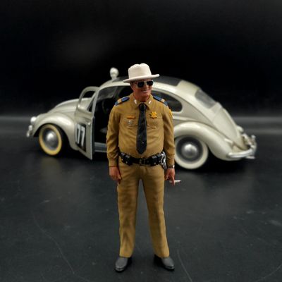 1/18 scale Jackie Gleason as Sheriff Justice ltd. 99 ex