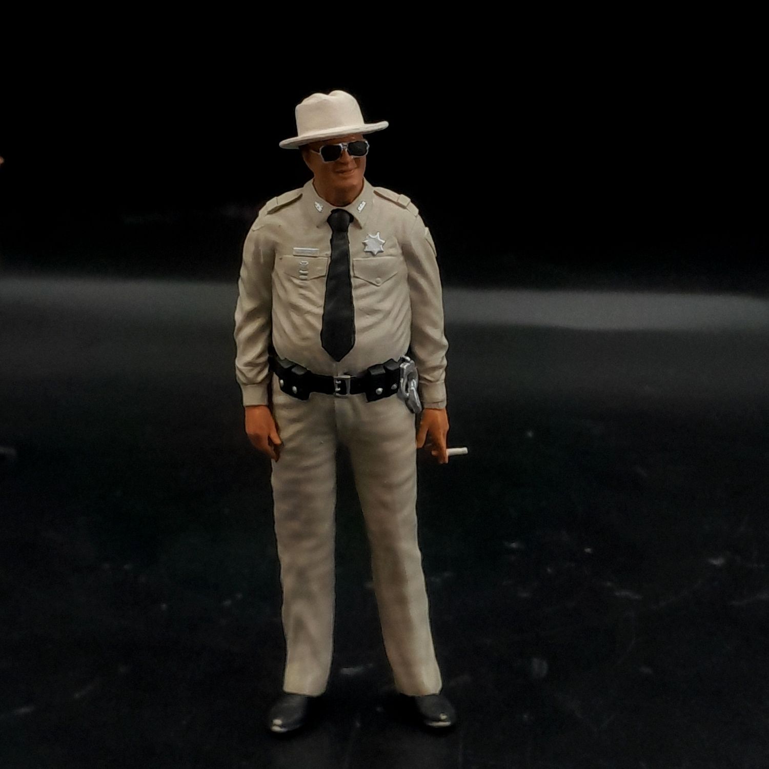 1/18 scale Jackie Gleason as Sheriff Justice ltd. 99 ex