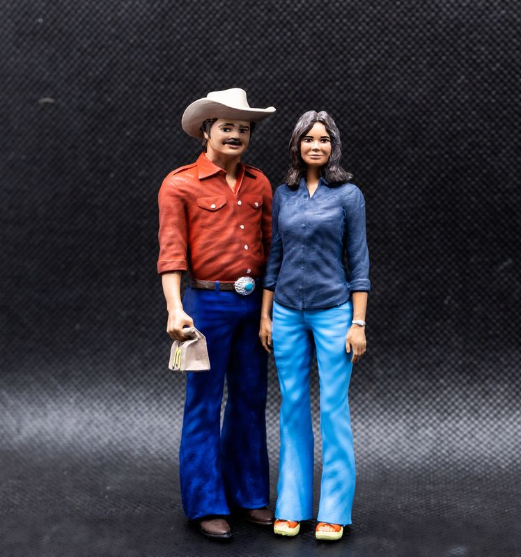 1/18 scale "The Bandit" and "Frog", limited edition (50 ex.)
