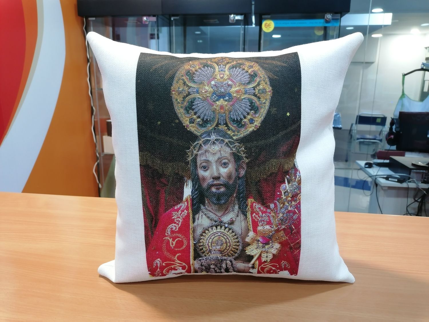 Almofada Santo Cristo 40x40 em linho