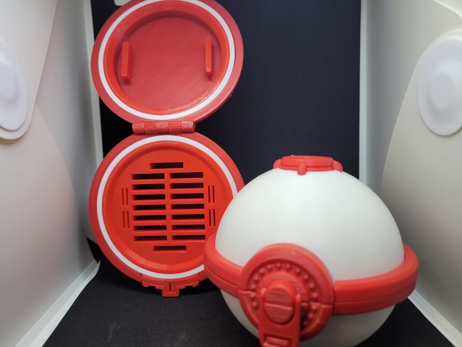 Pokeball Nintendo Switch Game Holder