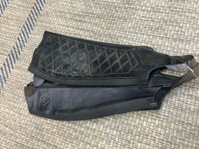 Ariat half chaps Size large-black