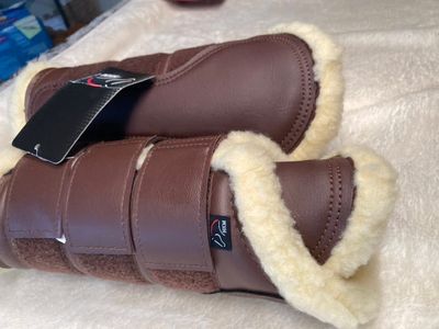 HKM brown Brushing Boot *new*