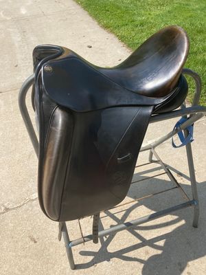 Henning Sofa Dressage Saddle