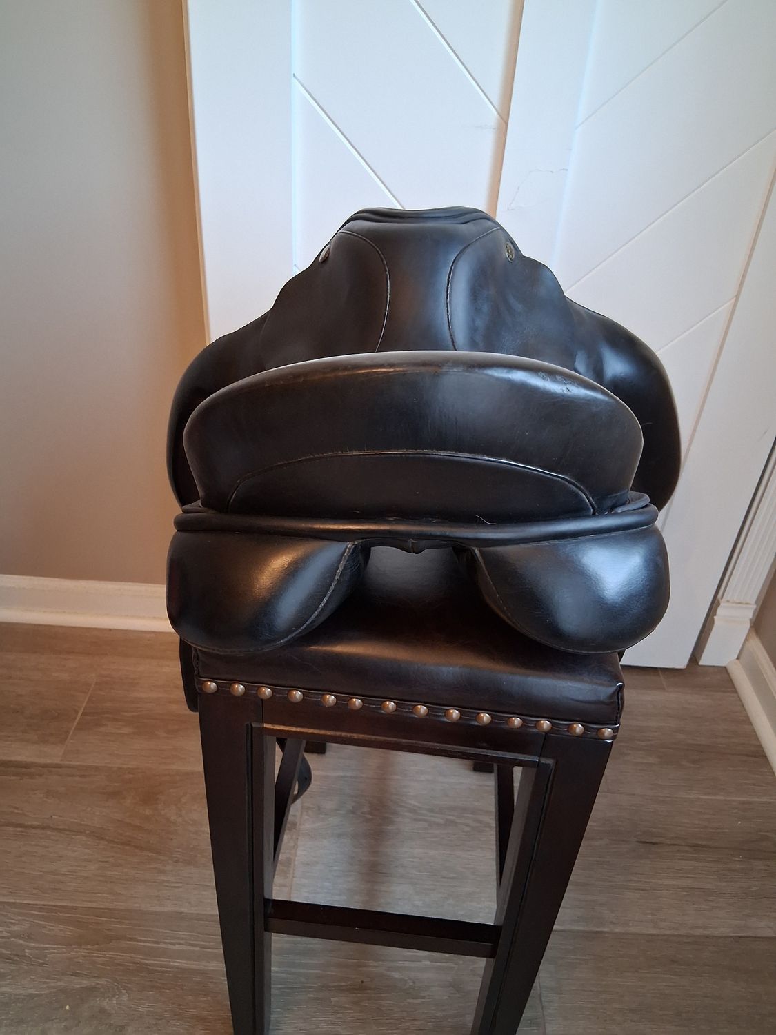17.5 Trilogy Amadeo extra wide dressage saddle