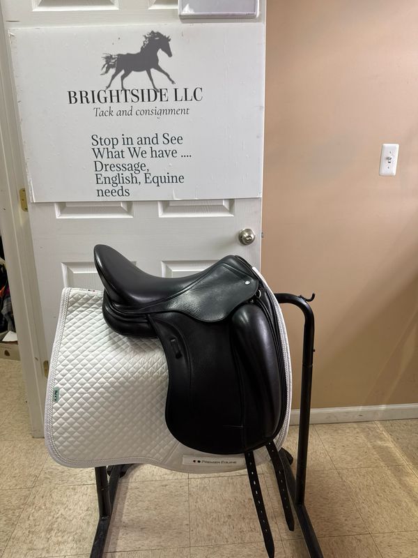 Schleese 17.5” Obrigado Dressage Saddle