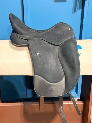 17" Wintec Isabell Werth Icon