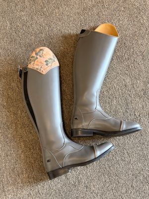 38.5 Kingsley Aspen Tall Boots