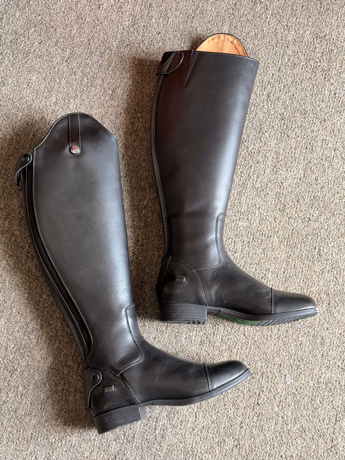 7.5 W Short Dover Tall Boots