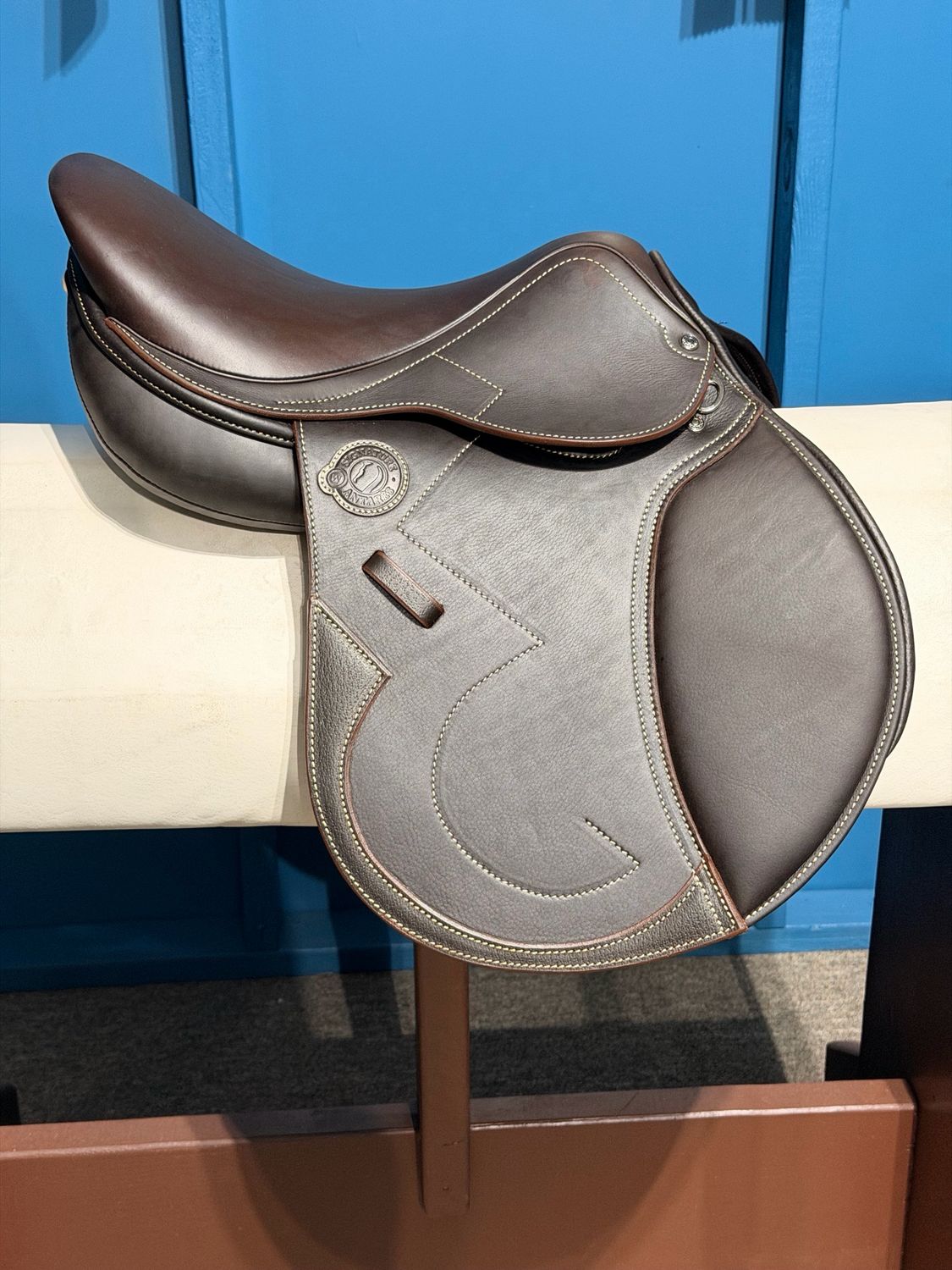16.5” W Signature By Antares