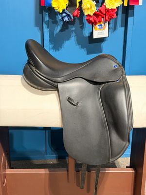 18.5” W Hastalow And Sons Berkeley