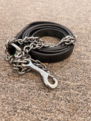 Perri’s Black Leather Lead With Chain
