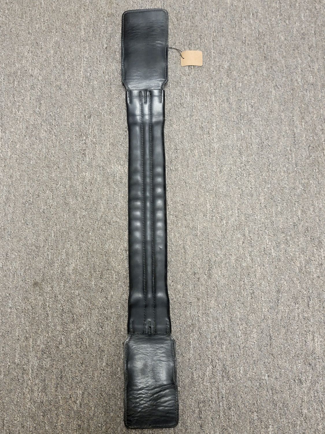 30" Black dressage girth