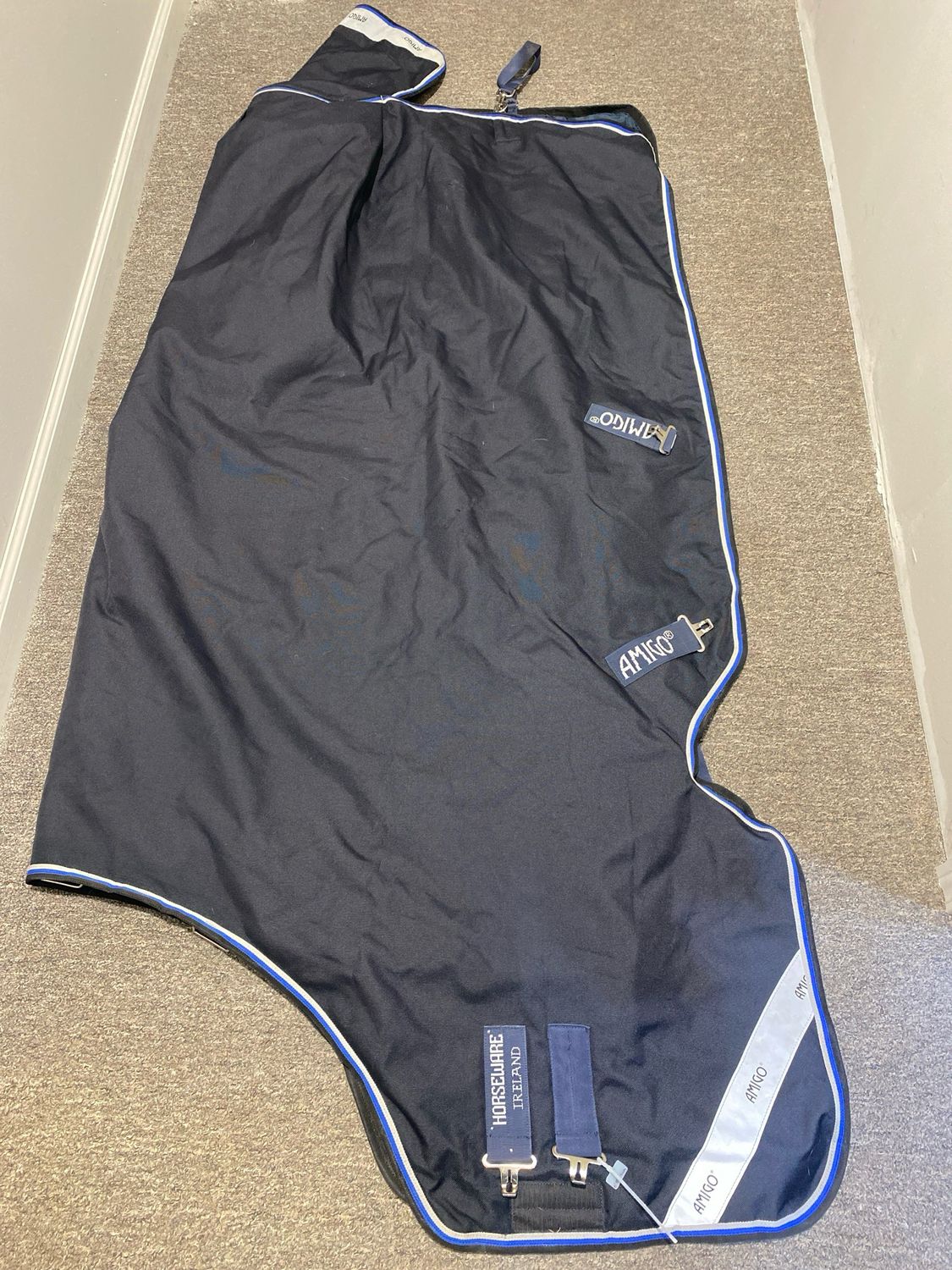 Amigo 250g Medium Weight 72” Turnout Blanket