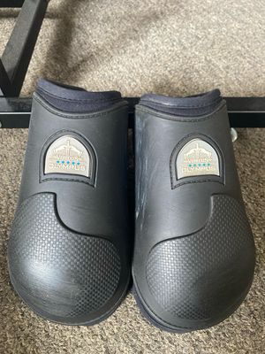 Veredus Olympus Ankle Boots (Large)