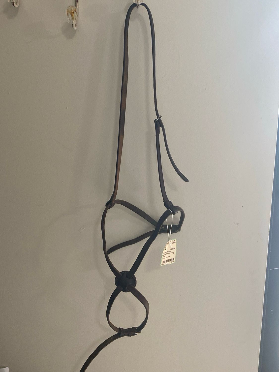 English Bridle Figure 8 Noseband (Horse Size)