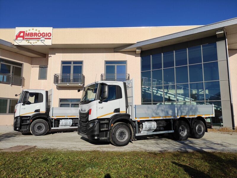 IVECO X-WAY AD280X42 [3 assi]