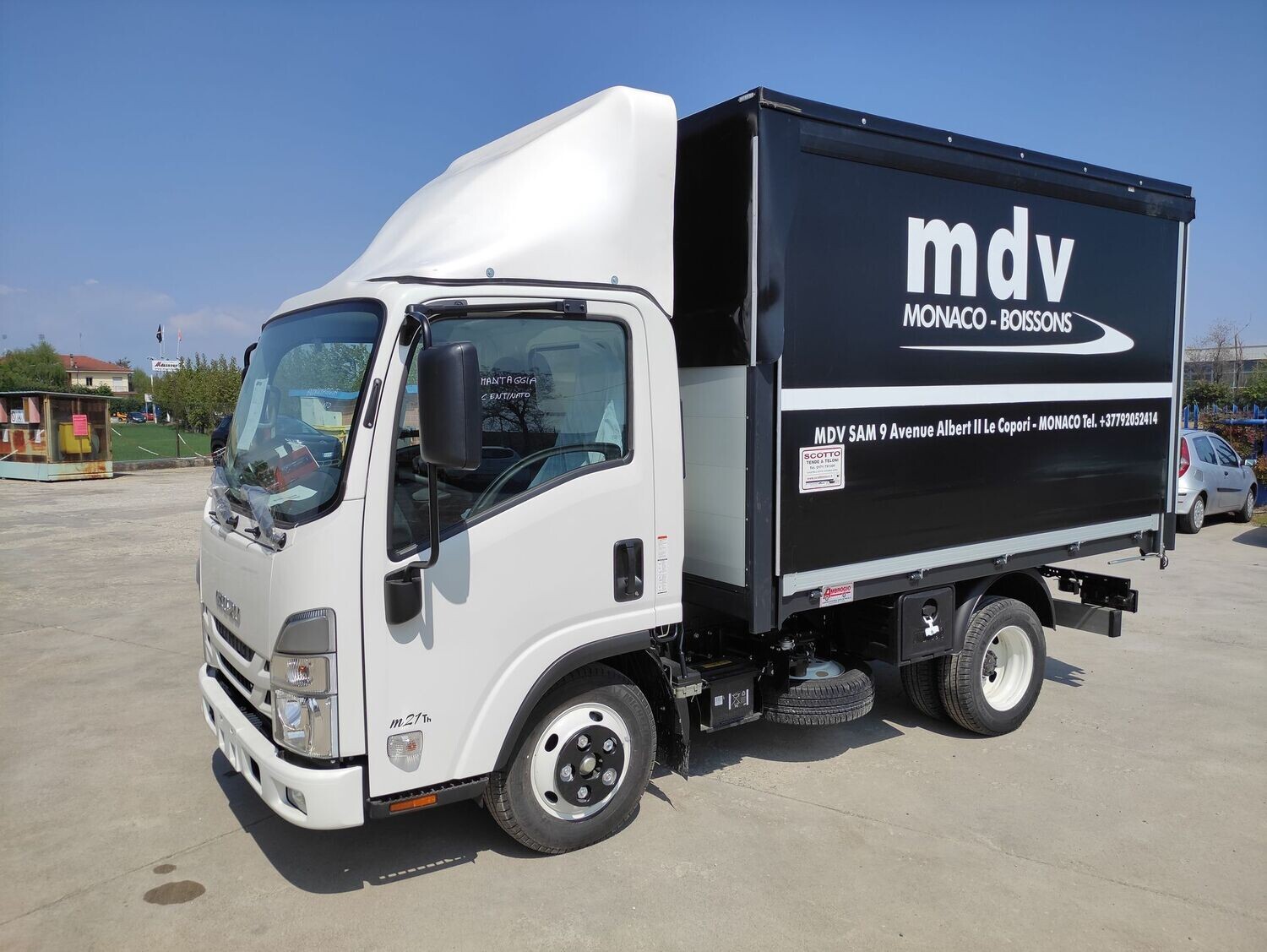 ISUZU M21