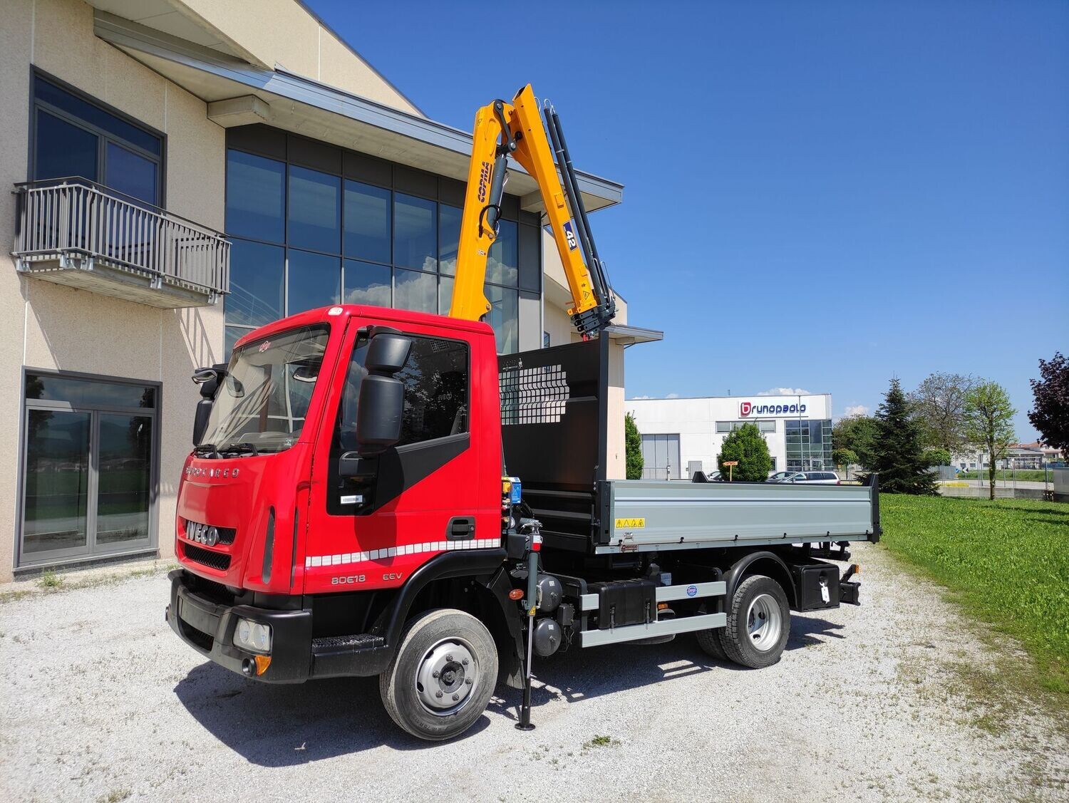 IVECO EUROCARGO 75E18