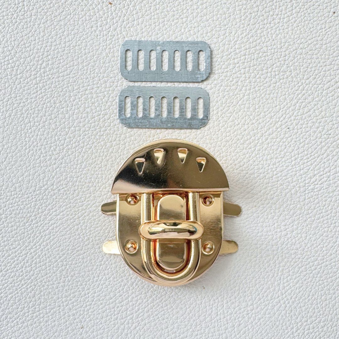 Broche torniquete - Dorado